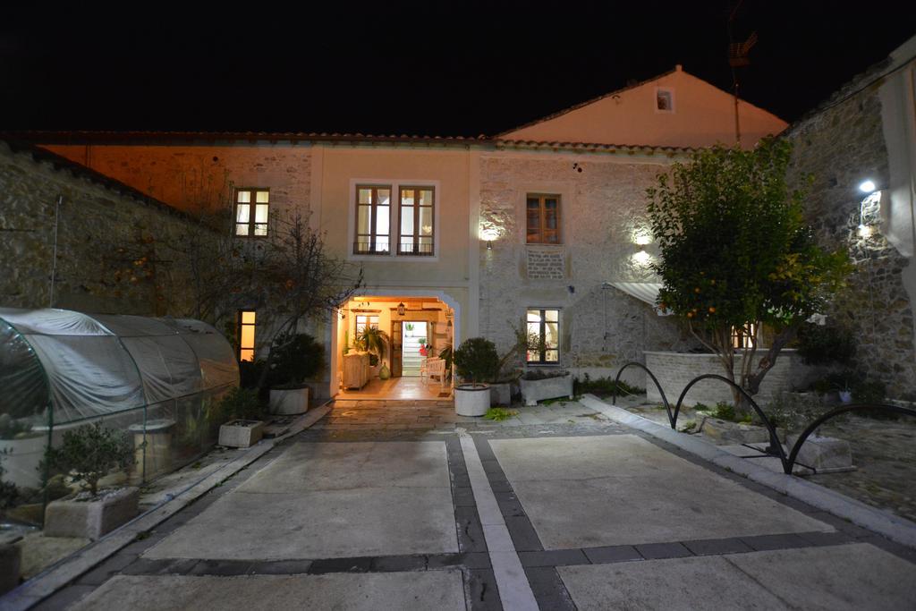 Abas Ristorante Pizzeria Affittacamere Ales Exterior foto